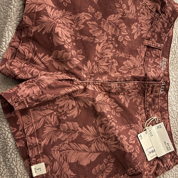 Women’s A.N.A mid rise twill shorts - Picture 2 of 5